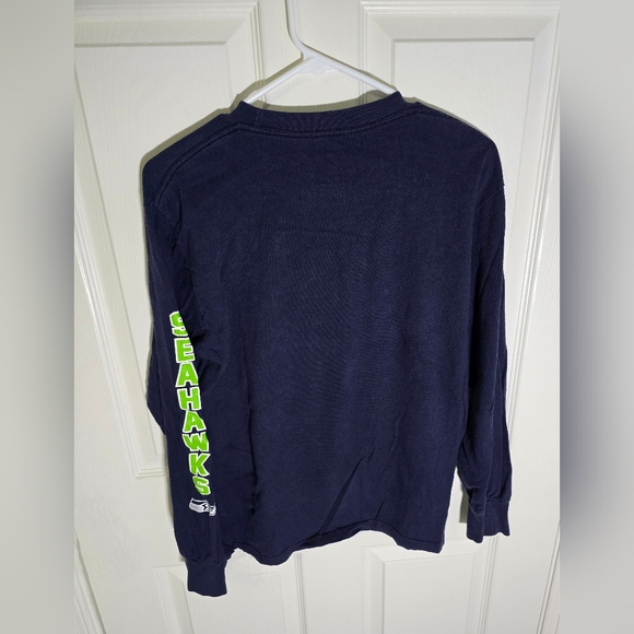 Seahawks Football Mens Long Sleeve Navy Football Tee Medium - Picture 2 of 9